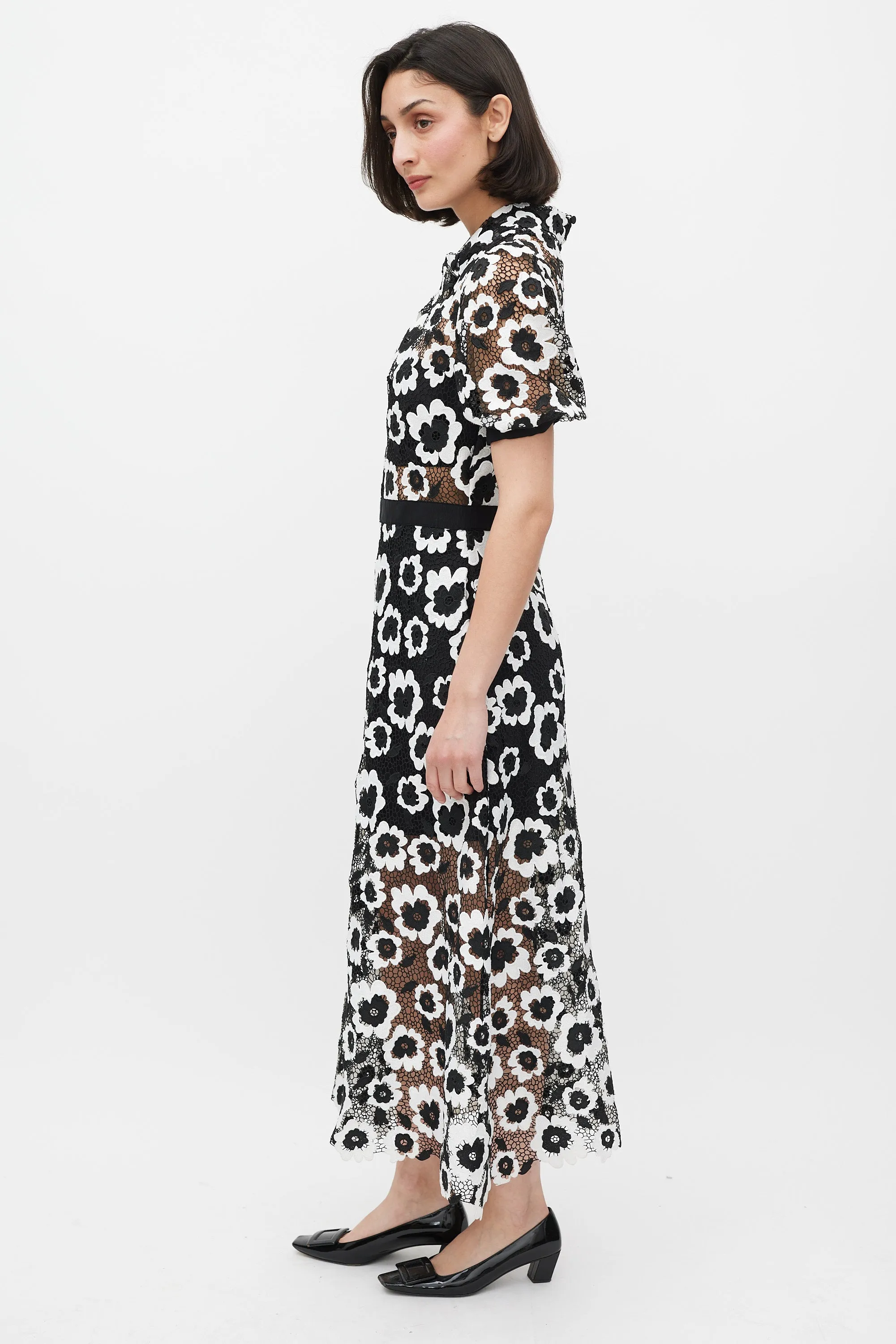 Black & White Short Sleeve Abstract Guipure Dress