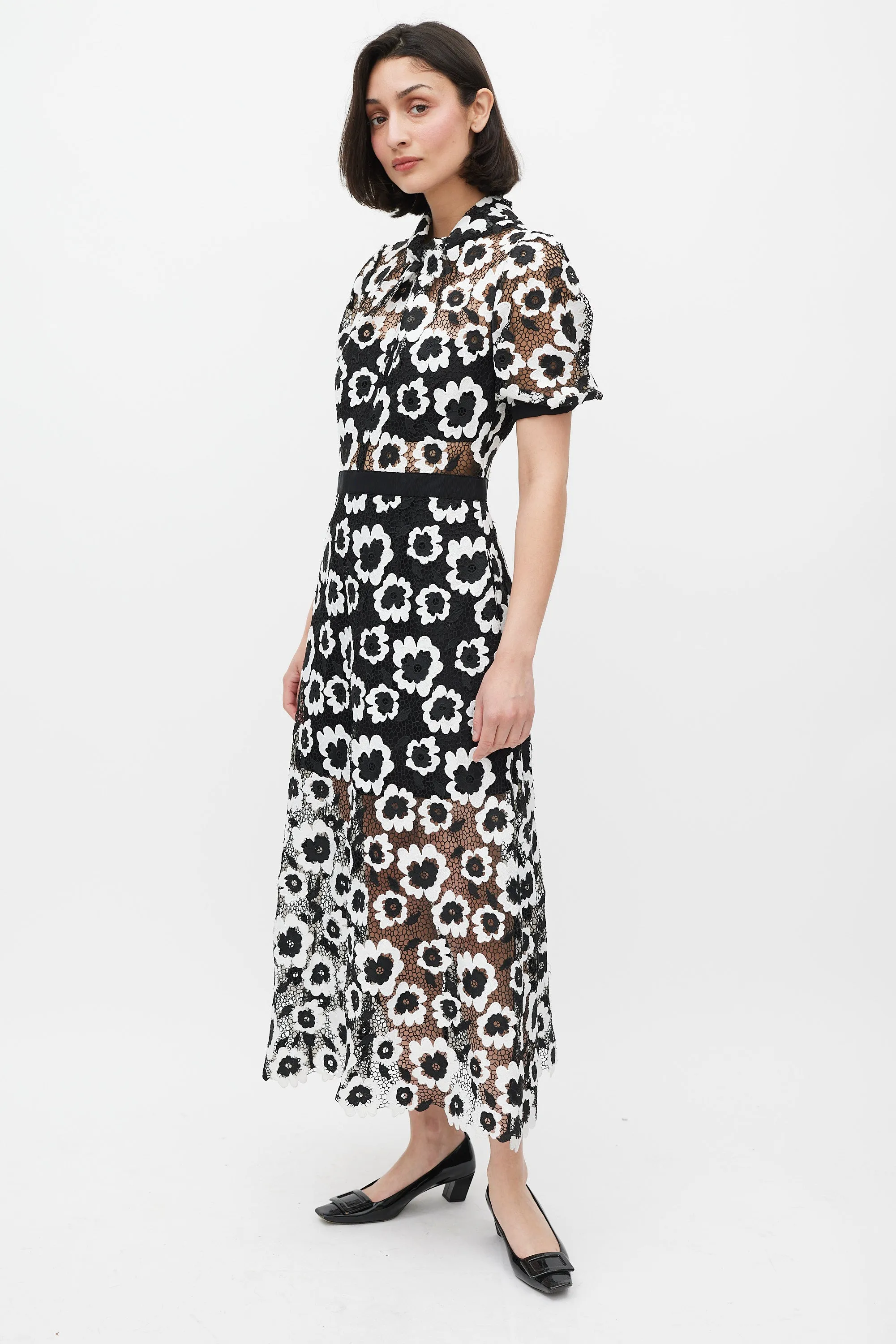 Black & White Short Sleeve Abstract Guipure Dress